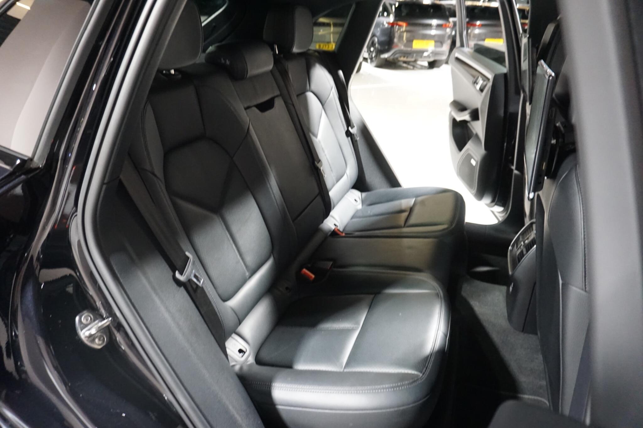 Porsche Macan 2.9T V6 S SUV 5dr Petrol PDK 4WD Euro 6 (s/s) (380 ps)